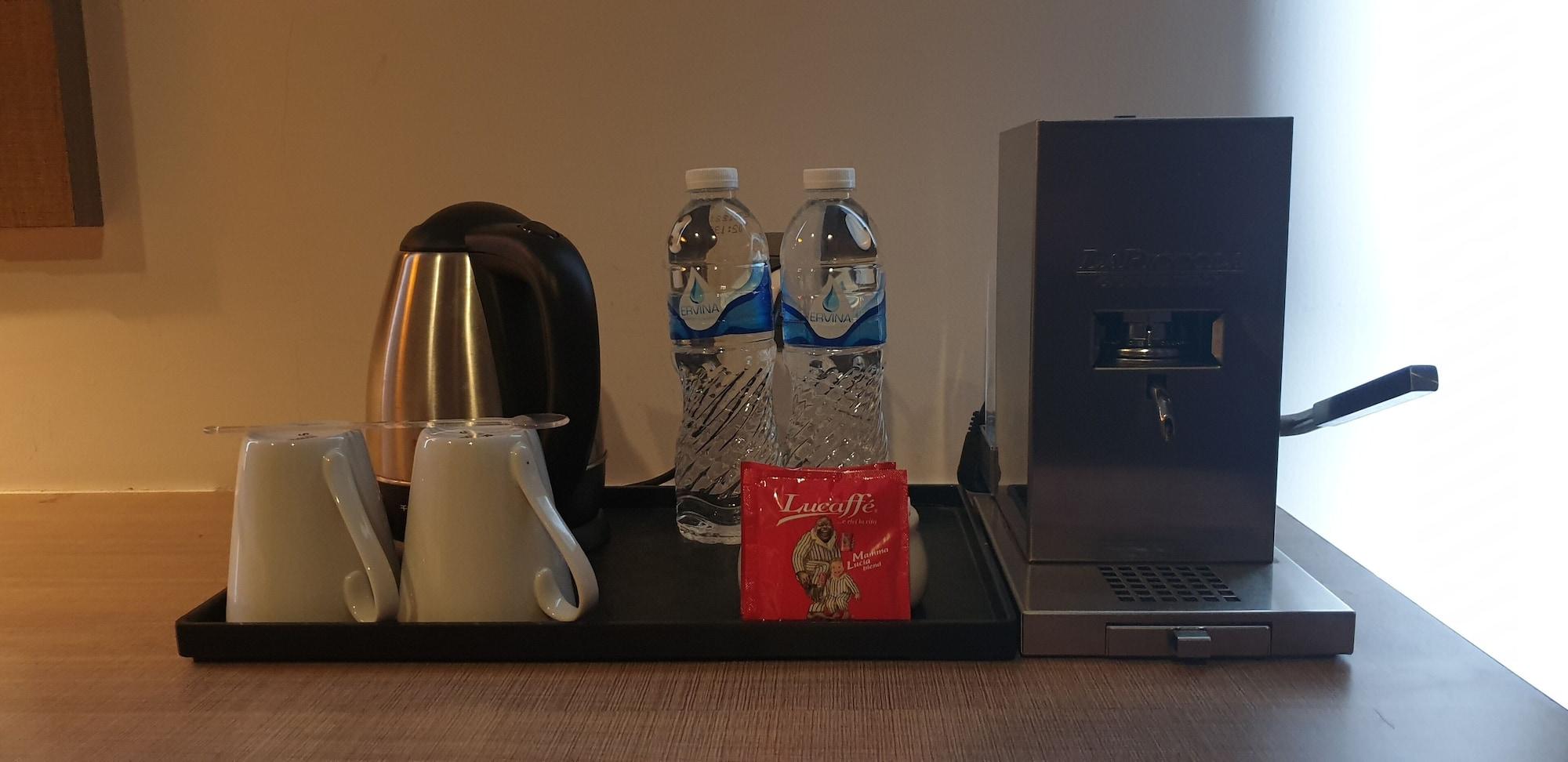 Rivoli Hotel Jakarta Luaran gambar