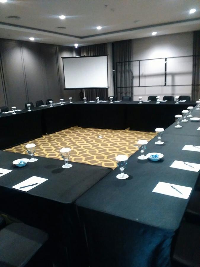 Rivoli Hotel Jakarta Luaran gambar