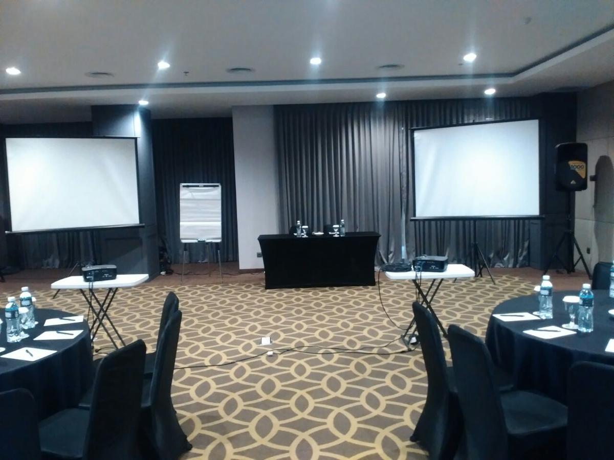 Rivoli Hotel Jakarta Luaran gambar