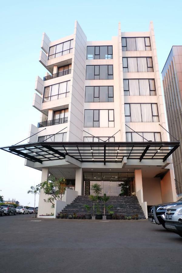 Rivoli Hotel Jakarta Luaran gambar