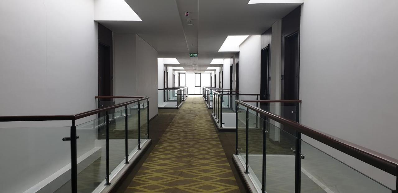 Rivoli Hotel Jakarta Luaran gambar