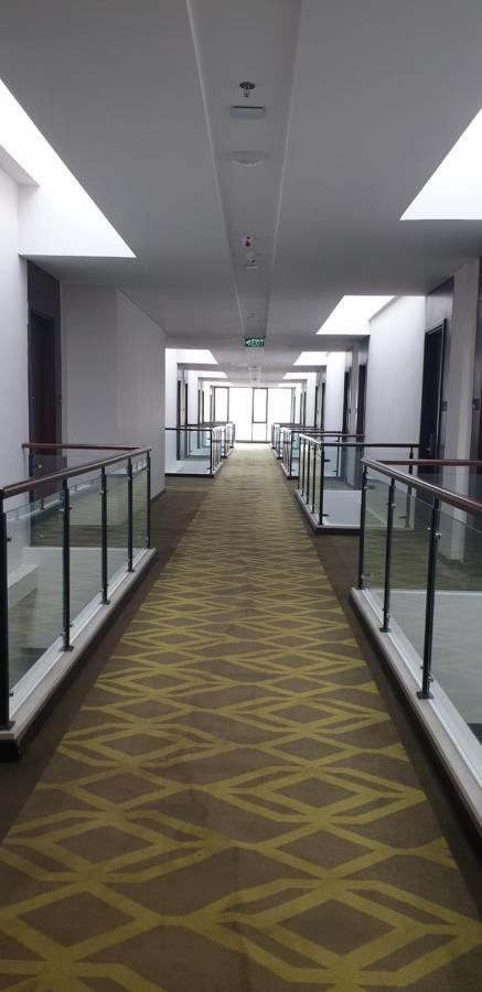 Rivoli Hotel Jakarta Luaran gambar